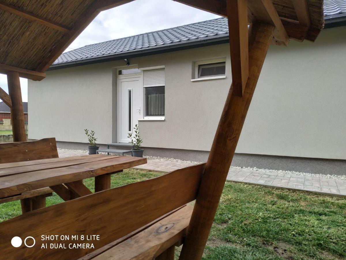 Süni apartman Ordacsehi Dış mekan fotoğraf