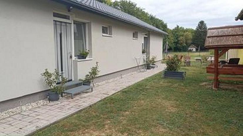 Süni apartman Ordacsehi Dış mekan fotoğraf