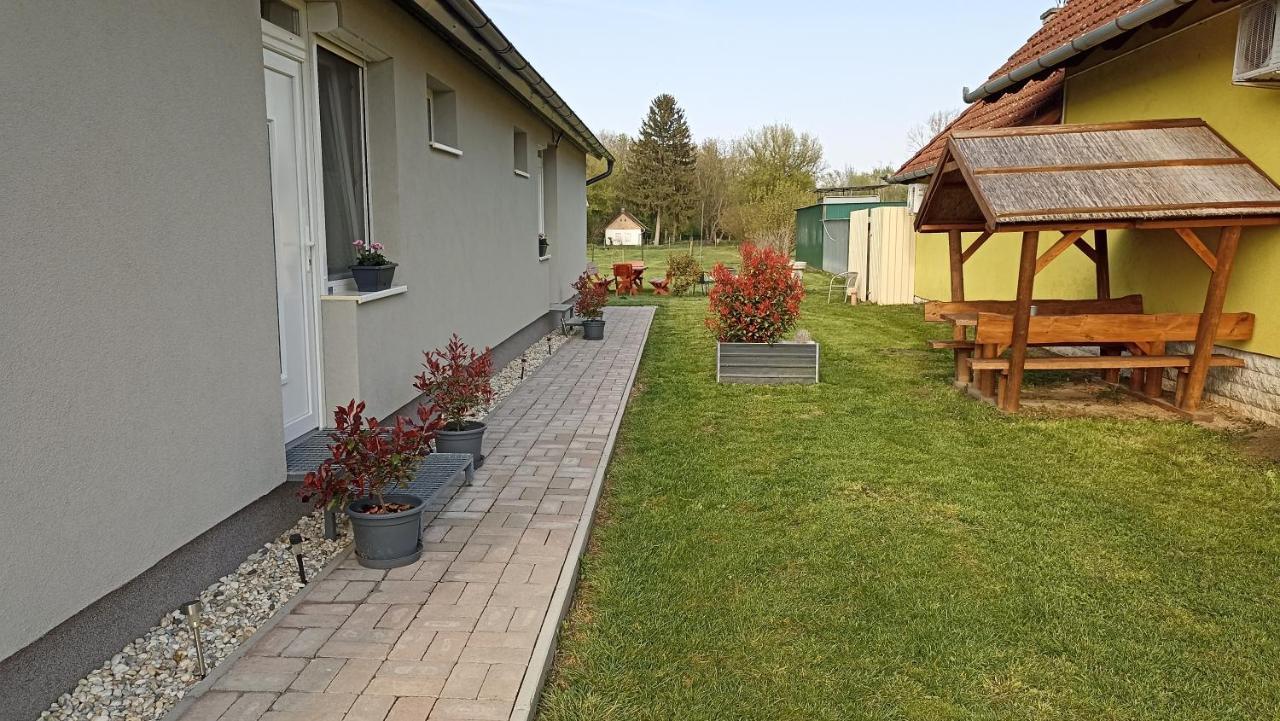 Süni apartman Ordacsehi Dış mekan fotoğraf
