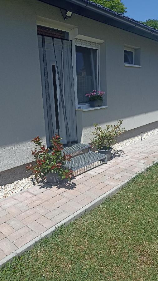 Süni apartman Ordacsehi Dış mekan fotoğraf